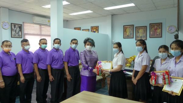 2C797BF6-AF97-4E1D-A982-CA67EEB67F4A