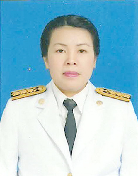 นางสุภาพร เพชรชารี